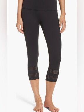 🦋Sale🦋 Zella Twin High Waist Cropped Leggings